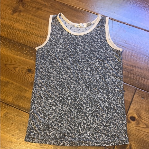 Blue Gray Paisley Print Tank Top with White Trim and Classic Style - Picture 1 of 5